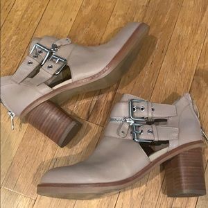 Dolce Vita Booties